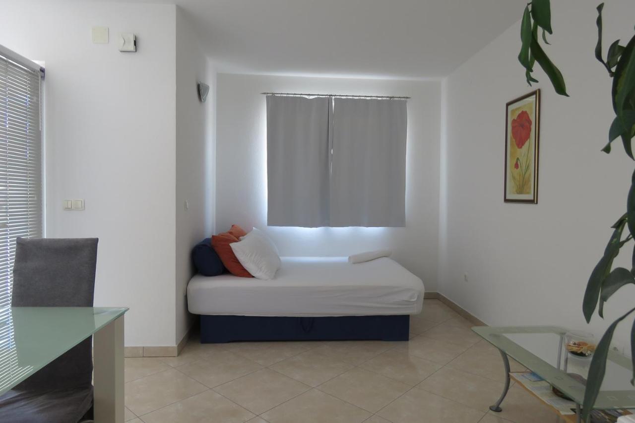 Andrea Apartments Trogir Exterior photo