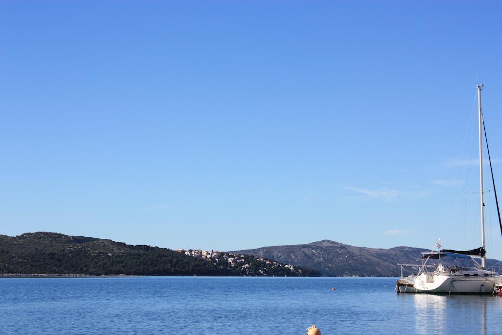 Andrea Apartments Trogir Exterior photo