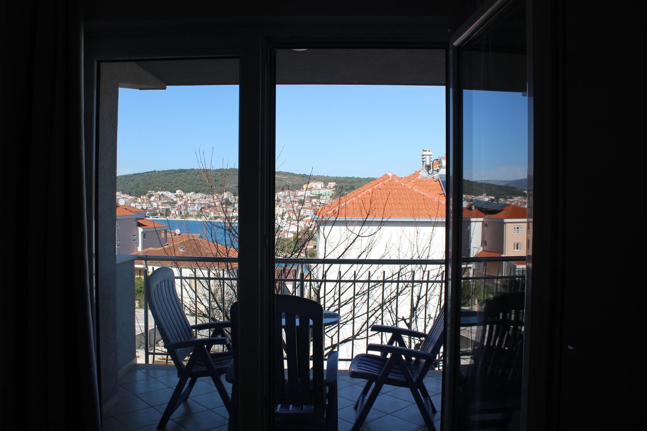 Andrea Apartments Trogir Exterior photo
