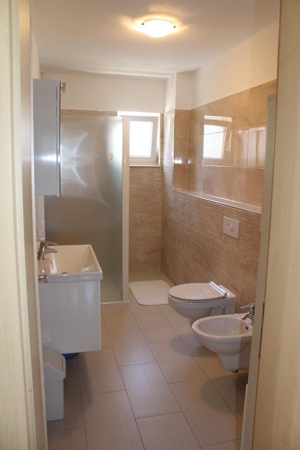 Andrea Apartments Trogir Exterior photo